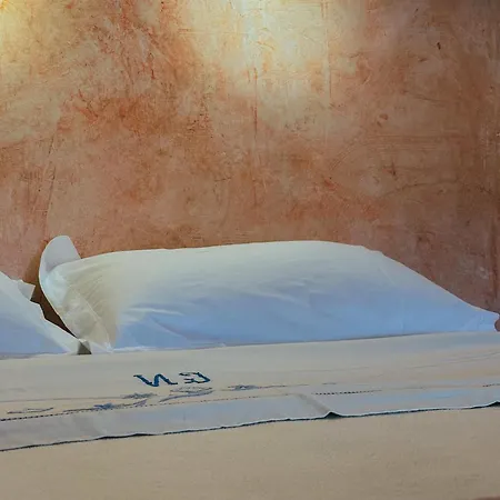 Casaluna, Dans Maison De Village