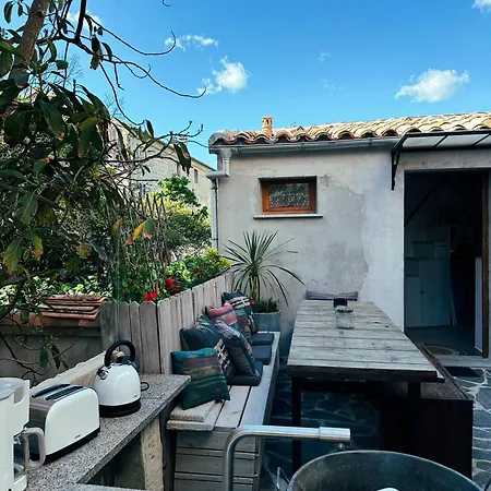 Casaluna, Climatisée Dans Maison De Village Séjour chez l'habitant Sotta